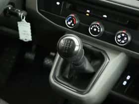 Volkswagen Transporter (2020) thumbnail 30