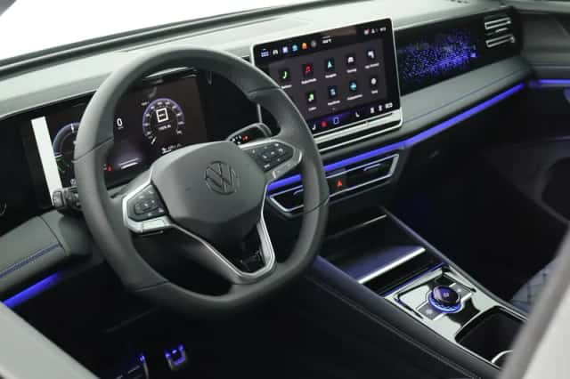 Volkswagen Tiguan (2026) thumbnail 3