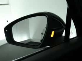Volkswagen Tiguan (2026) thumbnail 6