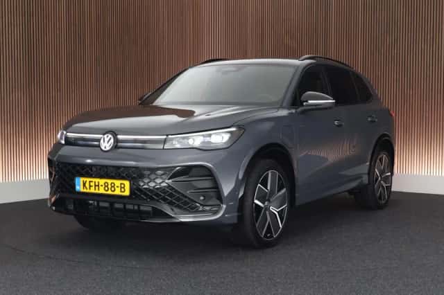 Volkswagen Tiguan (2026) thumbnail 1