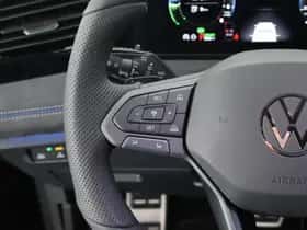 Volkswagen Tiguan (2026) thumbnail 17