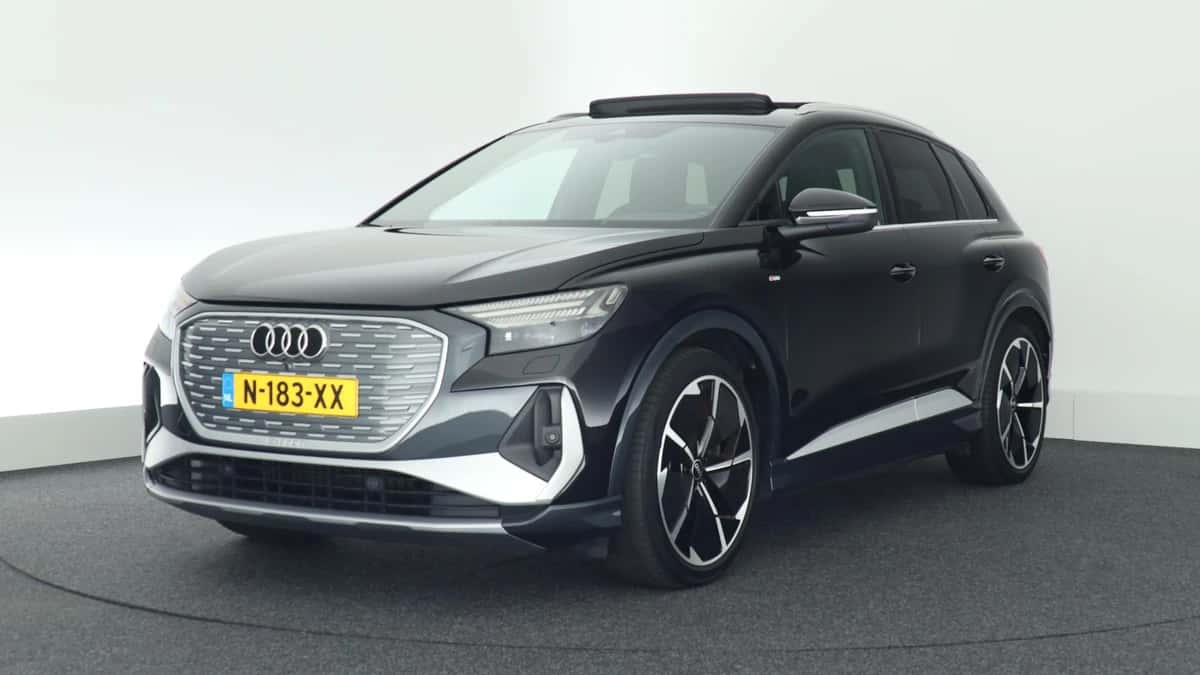 Audi Q4 e-tron (2021) — foto 1
