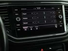 Volkswagen T-Roc (2020) thumbnail 29