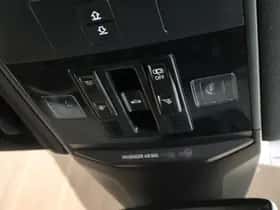 Volkswagen T-Roc (2020) thumbnail 34