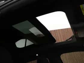 Volkswagen T-Roc (2020) thumbnail 35
