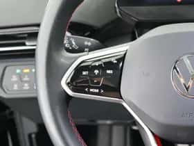 Volkswagen ID.5 (2023) thumbnail 17