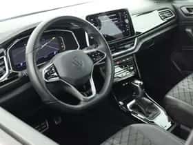 Volkswagen T-Roc thumbnail 3