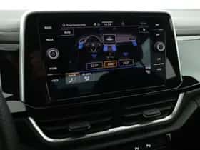 Volkswagen T-Roc thumbnail 31