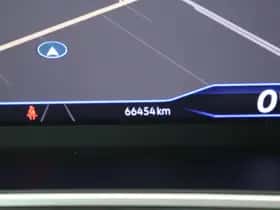 Volkswagen T-Roc (2022) thumbnail 42