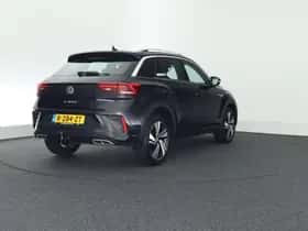 Volkswagen T-Roc (2022) thumbnail 10