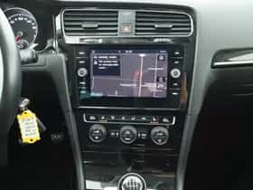 Volkswagen Golf thumbnail 11