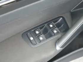 Volkswagen Golf thumbnail 12