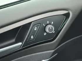 Volkswagen Golf thumbnail 13