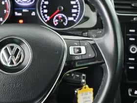 Volkswagen Golf thumbnail 17
