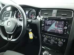 Volkswagen Golf thumbnail 3