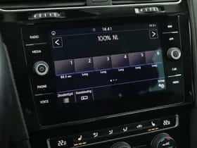 Volkswagen Golf thumbnail 29