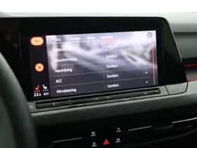 Volkswagen Golf thumbnail 38