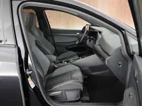 Volkswagen Golf (2021) thumbnail 2