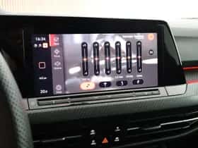 Volkswagen Golf (2021) thumbnail 27
