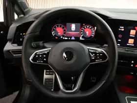Volkswagen Golf (2021) thumbnail 5