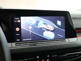 Volkswagen Golf (2021) thumbnail 6