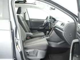 Volkswagen T-Roc thumbnail 14