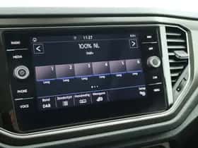Volkswagen T-Roc thumbnail 33