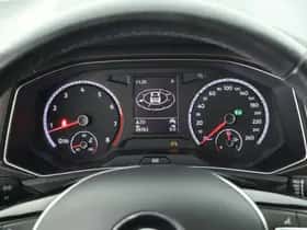 Volkswagen T-Roc thumbnail 41