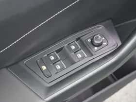 Volkswagen T-Roc thumbnail 16