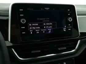 Volkswagen T-Roc thumbnail 32