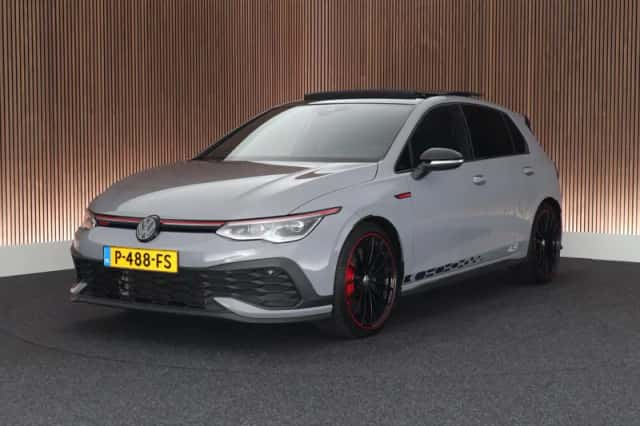 Volkswagen Golf (2021) thumbnail 1