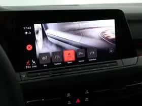 Volkswagen Golf (2021) thumbnail 31