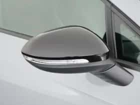 Volkswagen Golf (2021) thumbnail 9