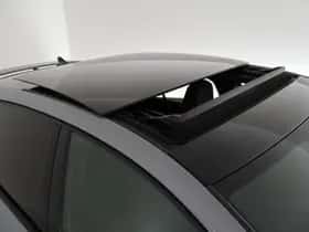 Volkswagen Golf thumbnail 10