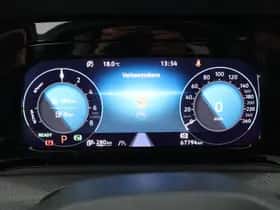 Volkswagen Golf thumbnail 41
