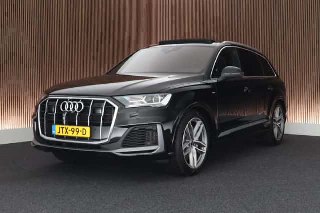 Audi Q7 (2022) thumbnail 1