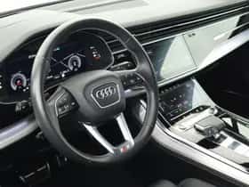 Audi Q7 (2022) thumbnail 3