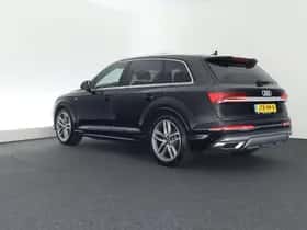 Audi Q7 (2022) thumbnail 8