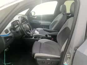 Volkswagen ID.3 thumbnail 3