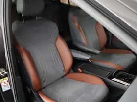 Volkswagen ID.4 (2021) thumbnail 2