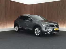 Volkswagen T-Roc (2022) thumbnail 9