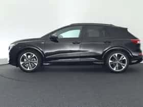 Audi Q4 e-tron (2022) thumbnail 6