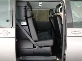 Volkswagen Transporter (2018) thumbnail 10