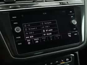 Volkswagen Tiguan (2017) thumbnail 31