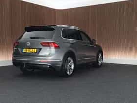Volkswagen Tiguan (2017) thumbnail 10
