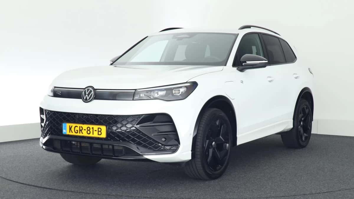 Volkswagen Tiguan (2024) — foto 1