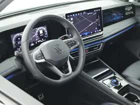 Volkswagen Tiguan (2024) thumbnail 3