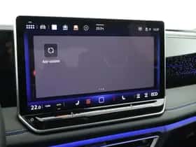 Volkswagen Tiguan (2024) thumbnail 24