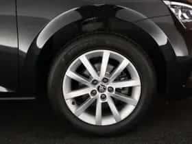 Škoda Scala (2022) thumbnail 40