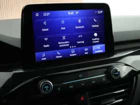 Ford Kuga (2021) thumbnail 26
